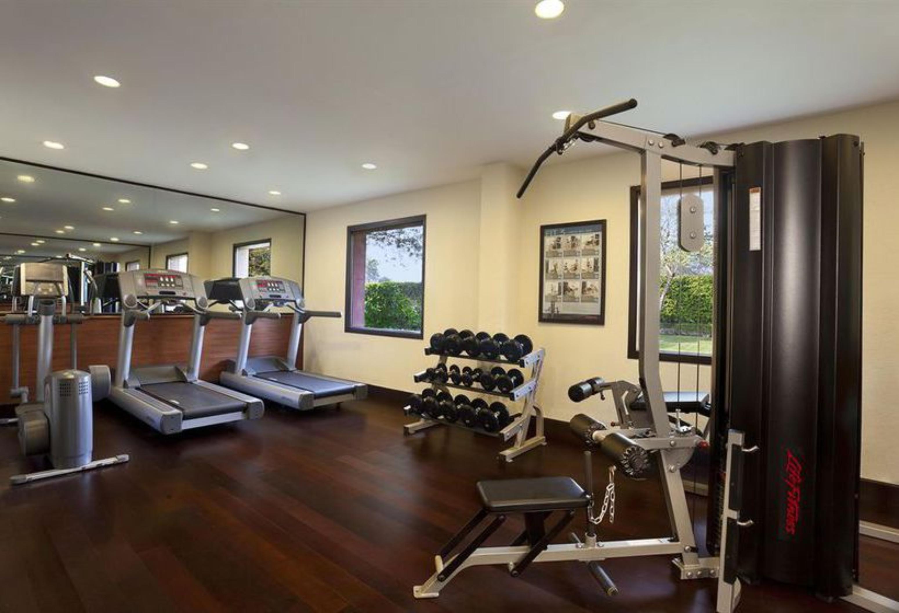 Trident Agra Hotel Agra  Luaran gambar The gym at the hotel